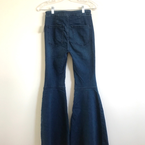 Free People - Flare Jeans - Picture 4 of 4